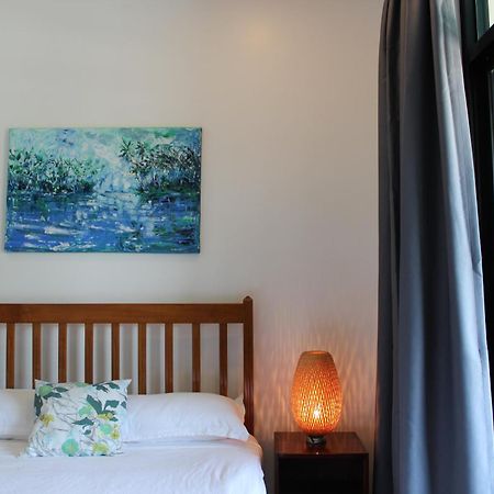 Pacific Crown Hotel Honiara Dış mekan fotoğraf