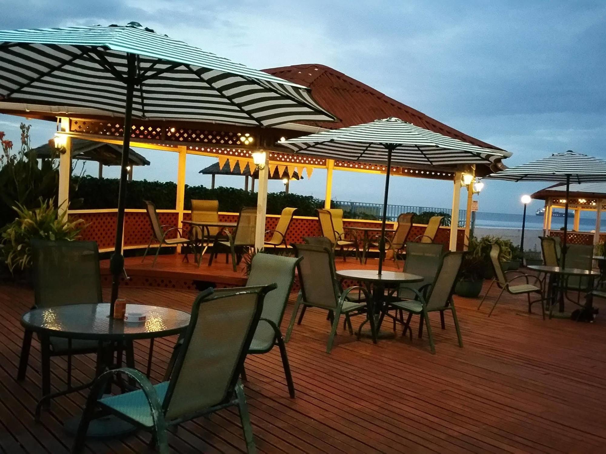 Pacific Crown Hotel Honiara Dış mekan fotoğraf